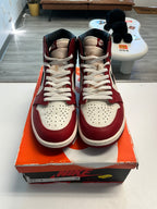 Air Jordan 1 Retro High OG 'Chicago Lost & Found' PRE-OWNED