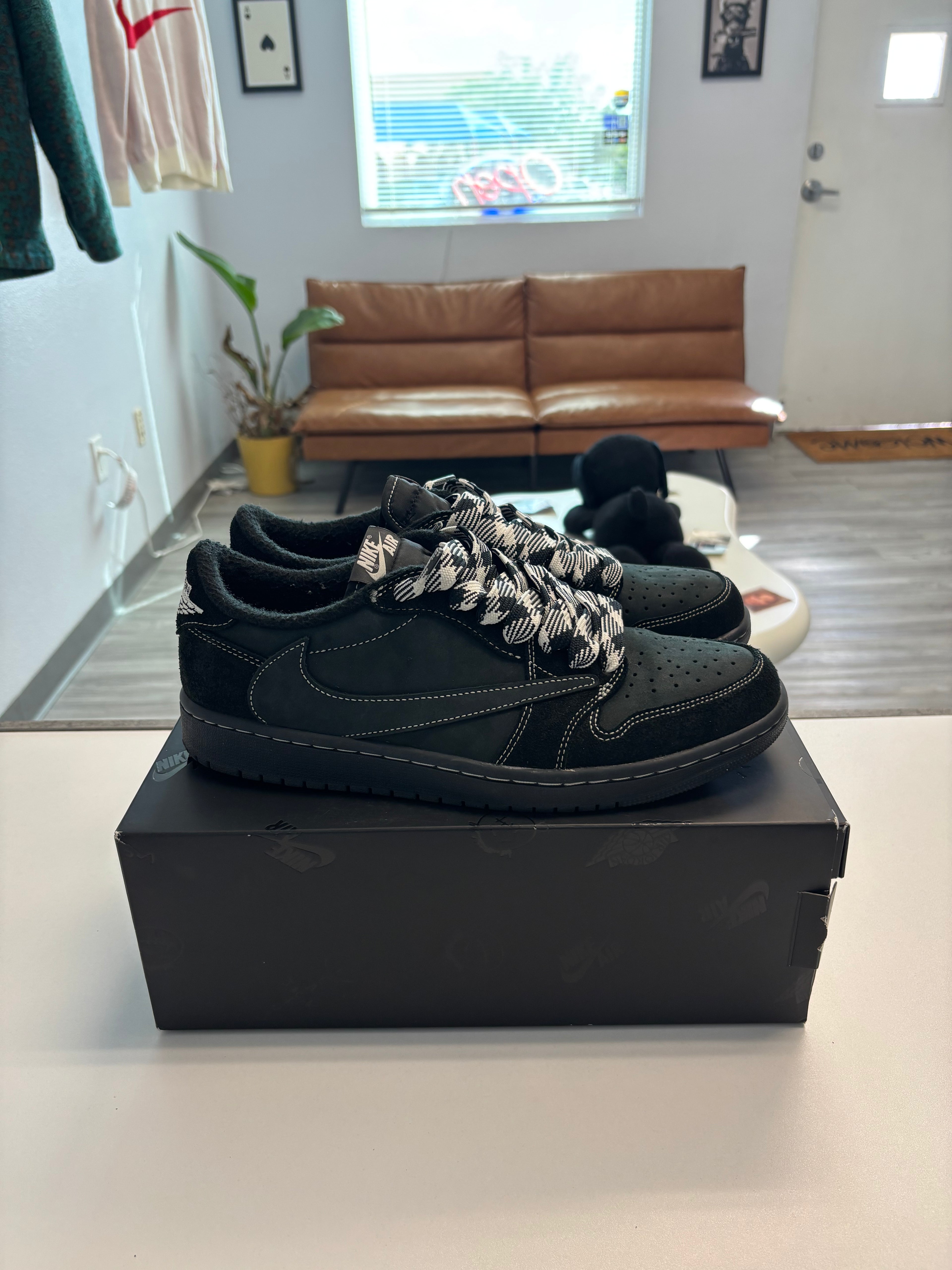 Travis Scott x Air Jordan 1 Retro Low OG SP 'Black Phantom' Pre-owned